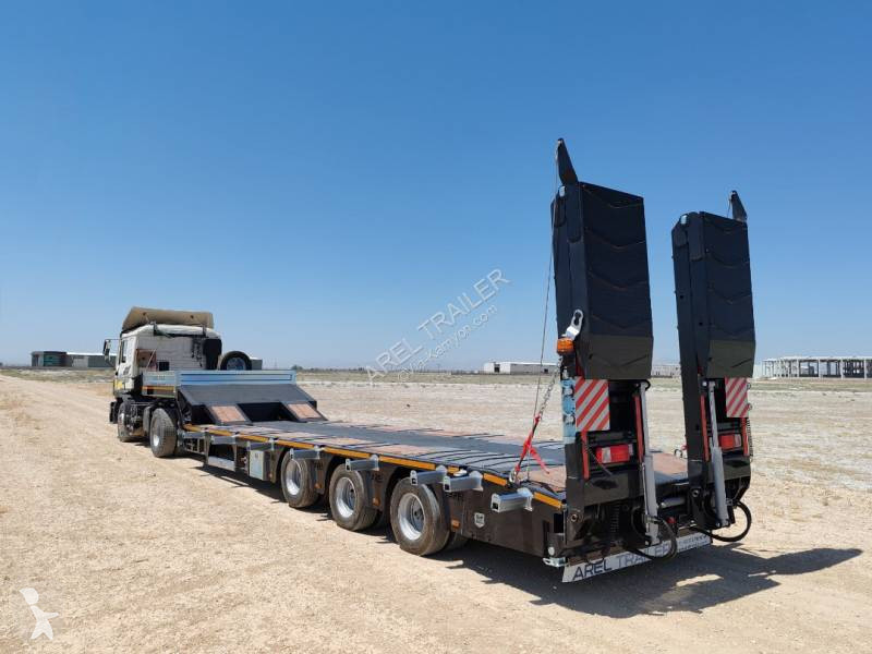 Nosič strojů Arel Trailer 3 AXLE LOWBED TRAILER...