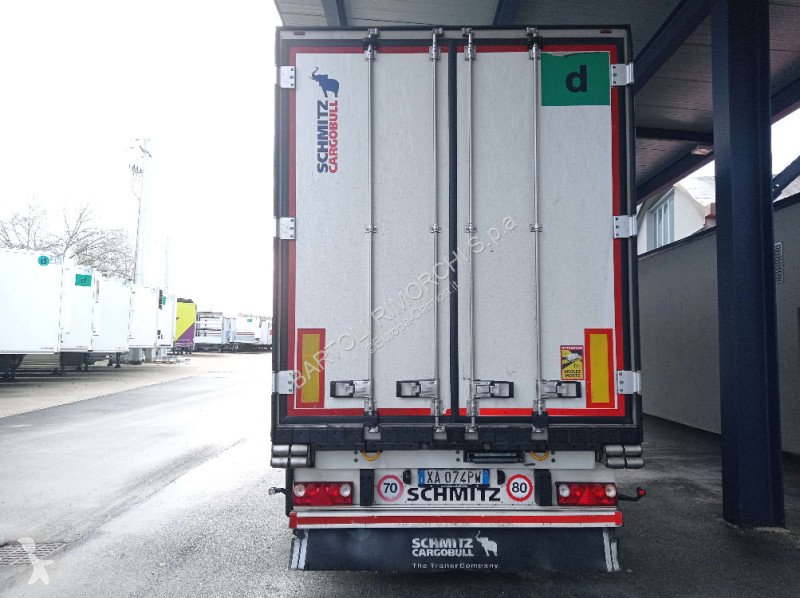 Oplegger Schmitz Cargobull SEMIRIMORCHIO, FRIGO...