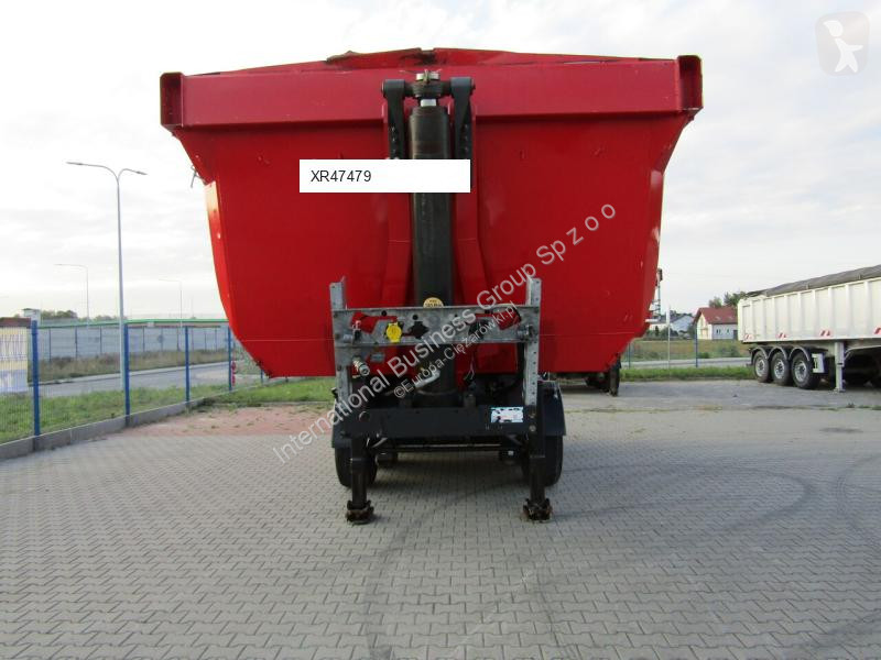 نصف مقطورة Schmitz Cargobull SKI 24