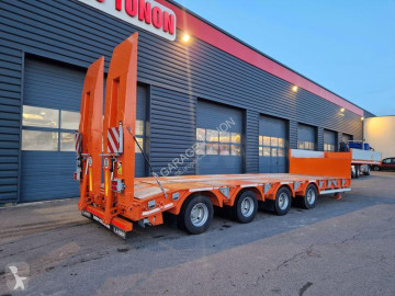 Semi remorque porte engins Kaiser neuve