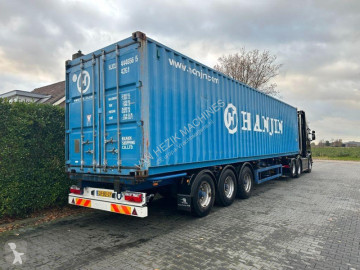 Semi remorque porte containers Krone