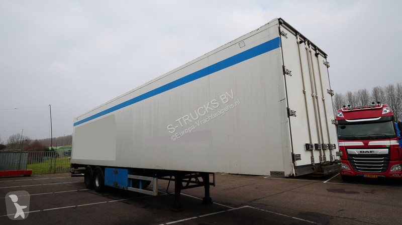 نصف مقطورة LAG Closed box trailer