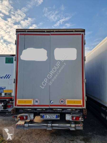 نصف مقطورة Kögel S24