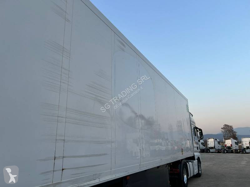 نصف مقطورة Schmitz Cargobull frigo
