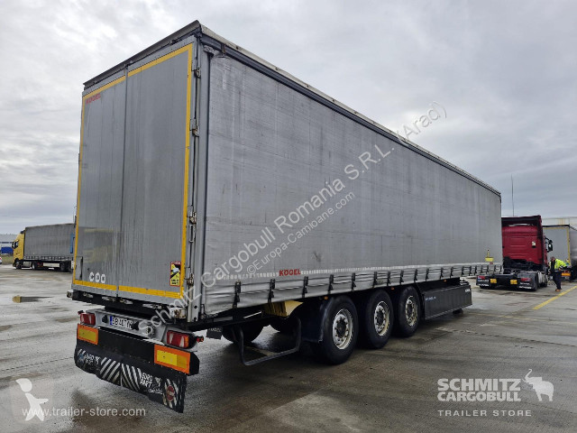نصف مقطورة Kögel Curtainsider Standard