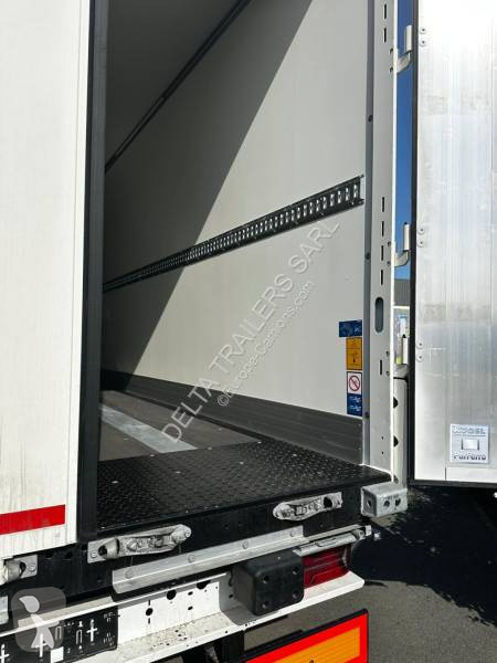 Sættevogn Kögel Portes 2 vantaux