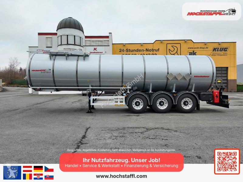 نصف مقطورة Kässbohrer STS 32