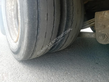 Semirremolque porta máquinas Castera