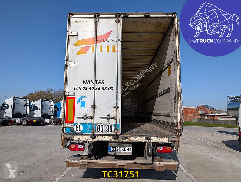 نصف مقطورة Fruehauf