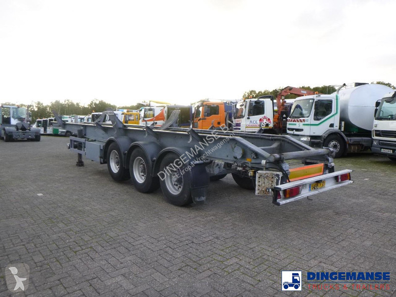 Félpótkocsi  3-axle tank trailer chassis incl...