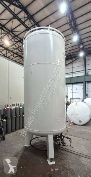 تجهيزات الآليات الثقيلة  Gas tank used for...