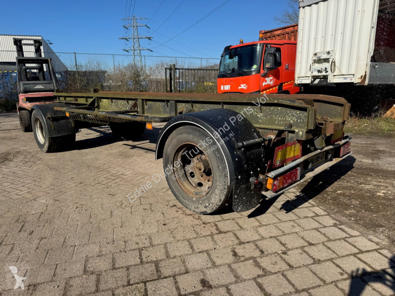 Félpótkocsi  LBA-2B BLADGEVEERD / STEEL SUSPENSION
