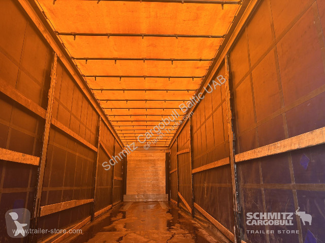 نصف مقطورة Schmitz Cargobull Semitrailer...