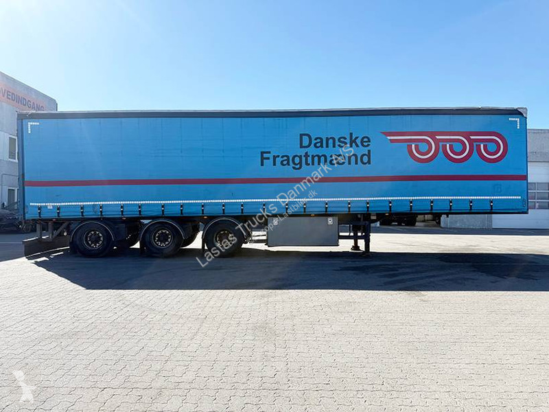 Félpótkocsi  Curtainsider / City-Plane Stapler