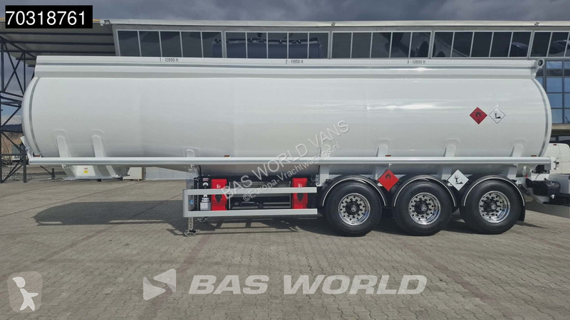 نصف مقطورة  LT 3 axles