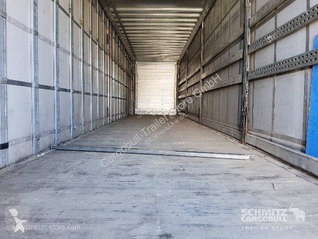 نصف مقطورة Schmitz Cargobull Curtainsider Mega...