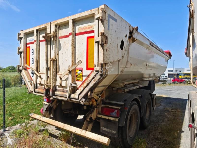 نصف مقطورة Fruehauf