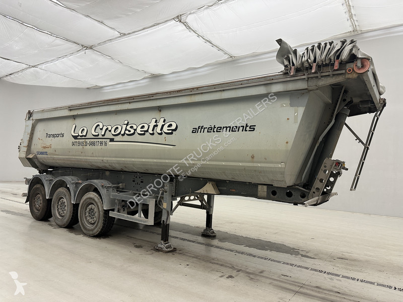 نصف مقطورة Schmitz Cargobull 31 cub in steel