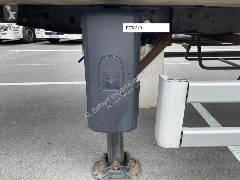 نصف مقطورة Lamberet SR25