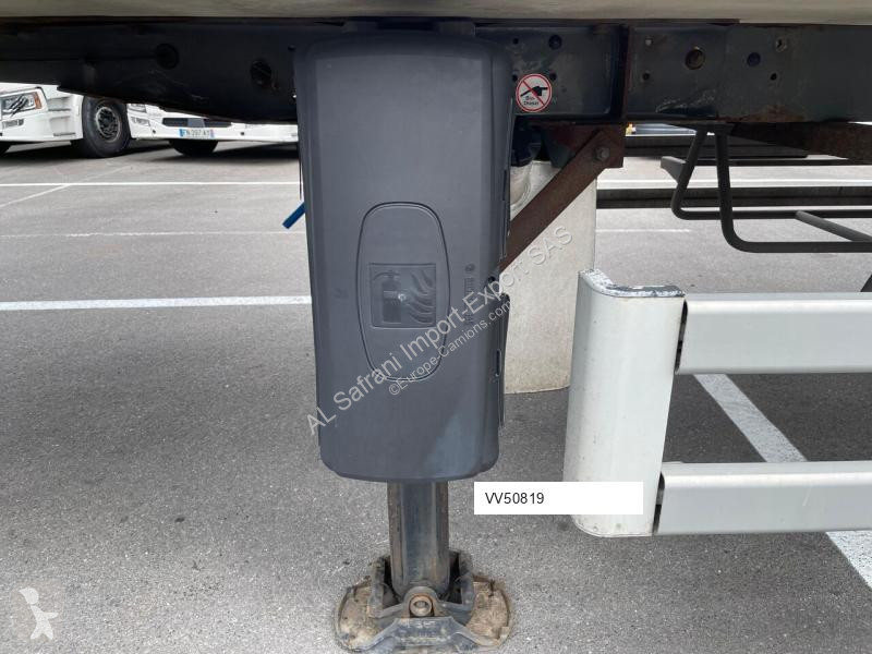 نصف مقطورة Lamberet SR21