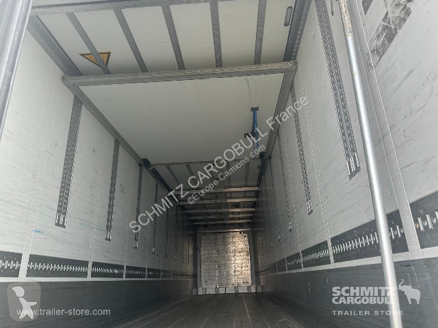 نصف مقطورة Schmitz Cargobull Semitrailer Reefer...