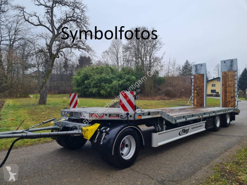 نصف مقطورة Fliegl DTS 300