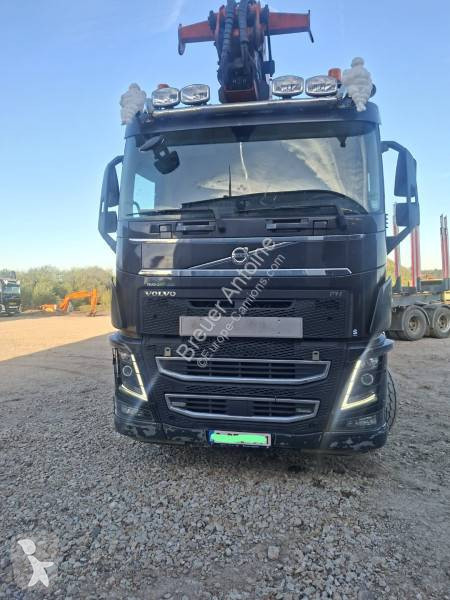 شاحنة مفصلية Volvo