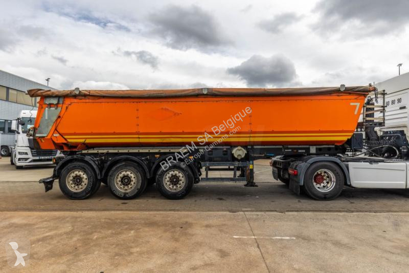 نصف مقطورة Schmitz Cargobull  SGF-S3-GEISOLEERD