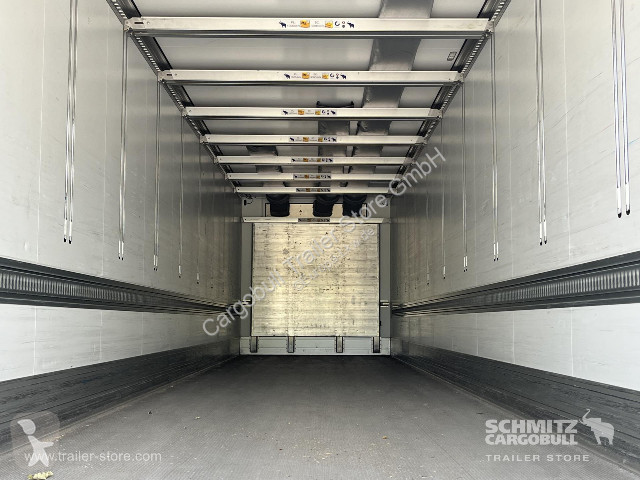 نصف مقطورة Schmitz Cargobull Tiefkühler...