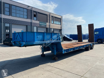 نصف مقطورة حاملة آليات Fruehauf