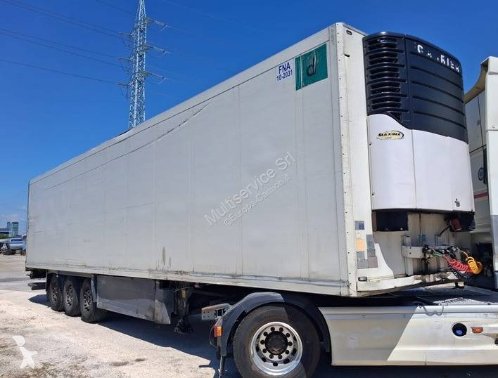 نصف مقطورة Schmitz Cargobull SKO24