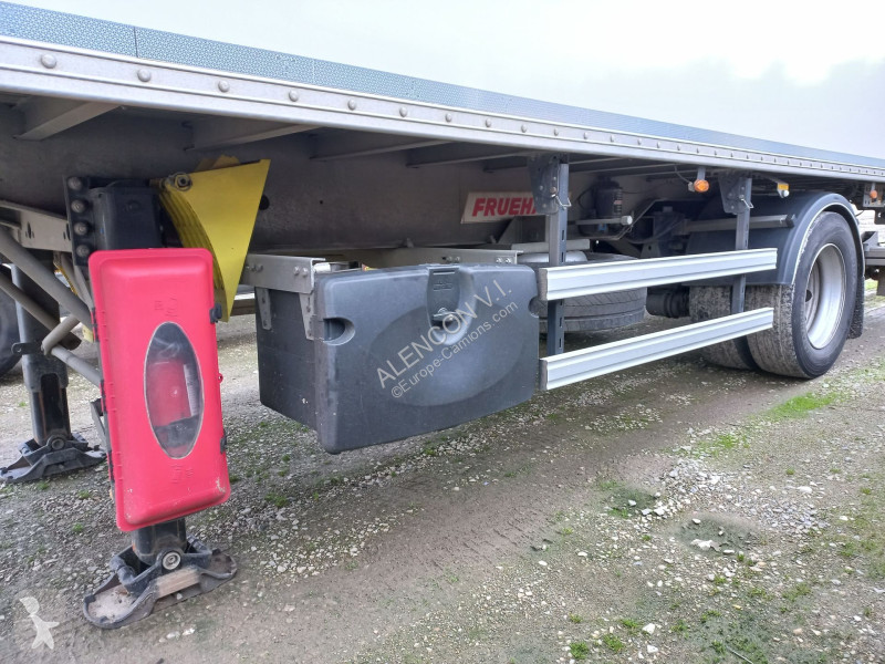 نصف مقطورة Fruehauf CITY FKSR24CNP