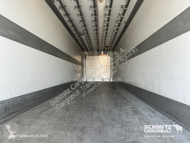 نصف مقطورة Schmitz Cargobull Reefer Meat...