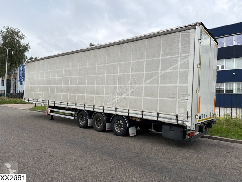 نصف مقطورة Fruehauf Tautliner