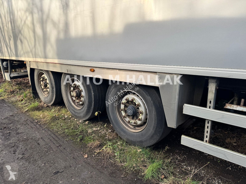 Semirimorchio Fruehauf Carrier 1300 3 Achser...