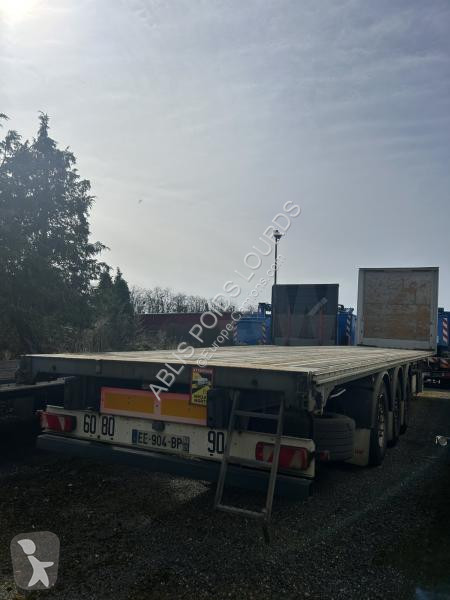 نصف مقطورة Fruehauf