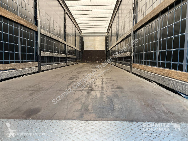 نصف مقطورة Schmitz Cargobull Semitrailer...