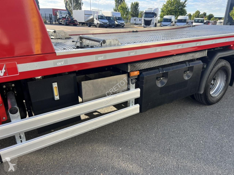 Véhicule utilitaire Iveco DAILY 70C18 D/P Euro6...
