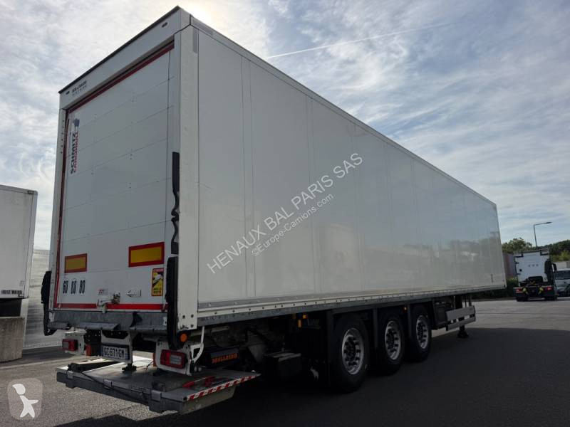 نصف مقطورة Schmitz Cargobull