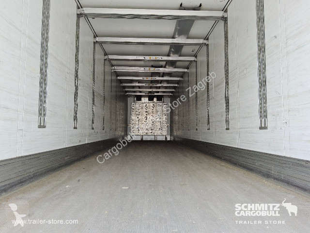 نصف مقطورة Schmitz Cargobull Semitrailer Reefer...