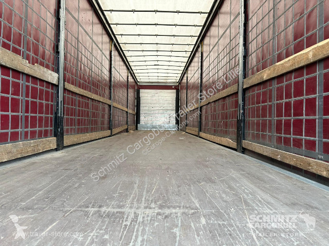 نصف مقطورة Schmitz Cargobull Semitrailer...