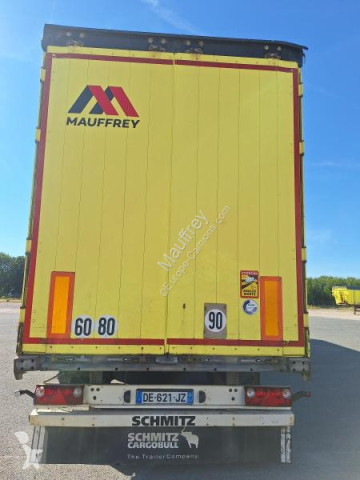 Полуприцеп шторный Schmitz Cargobull