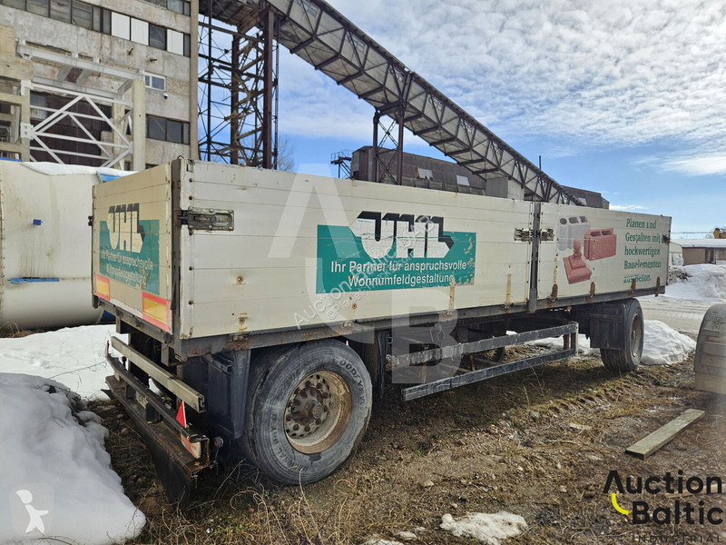 Príves Schmitz Cargobull PR18