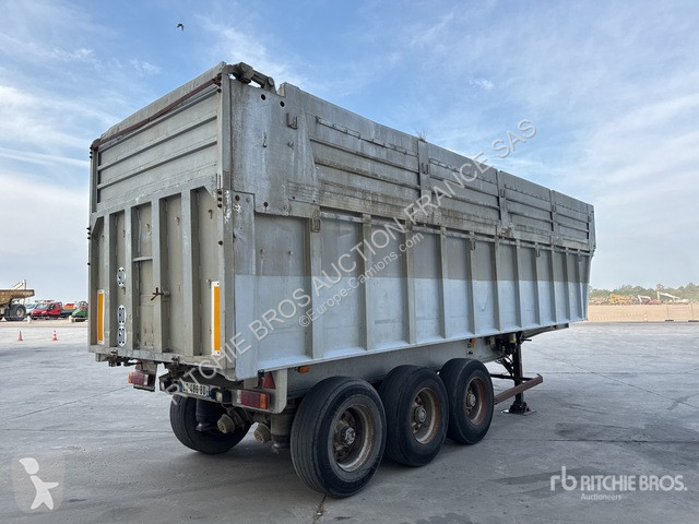 Návěs Benalu  TF34C11RBA