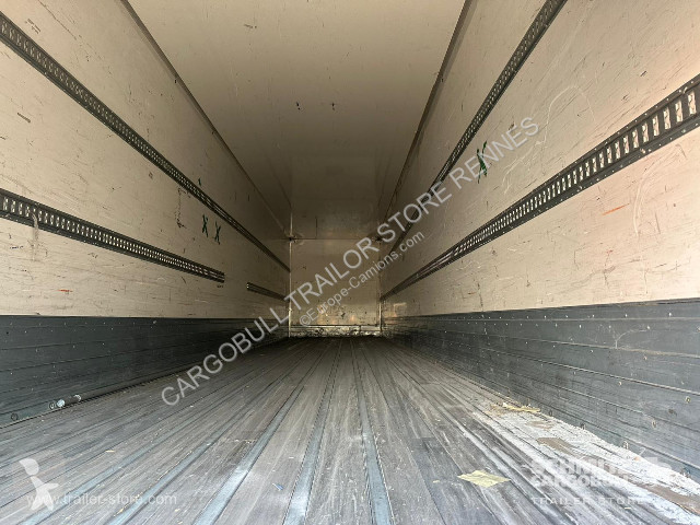 نصف مقطورة Trouillet Semitrailer Dryfreight...