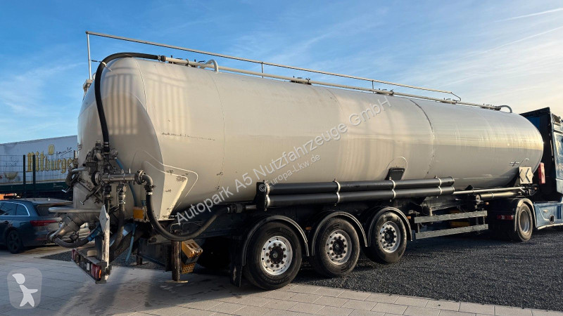 نصف مقطورة Spitzer SK 2760 CAL GGVS 60m³ Kippsilo
