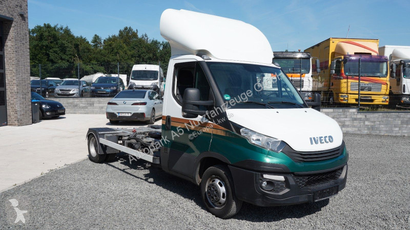 نصف مقطورة Iveco 35C21 SZM Doppelbereifung...