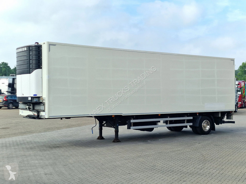 نصف مقطورة Pacton Loadlift - frigo - steering axle