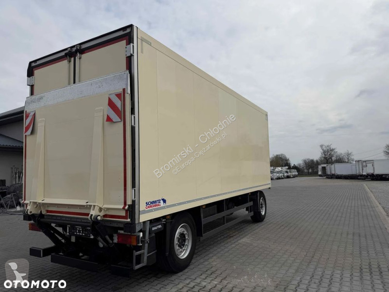 مقطورة Schmitz Gotha  CHŁODNIA THERMO KING SLX...