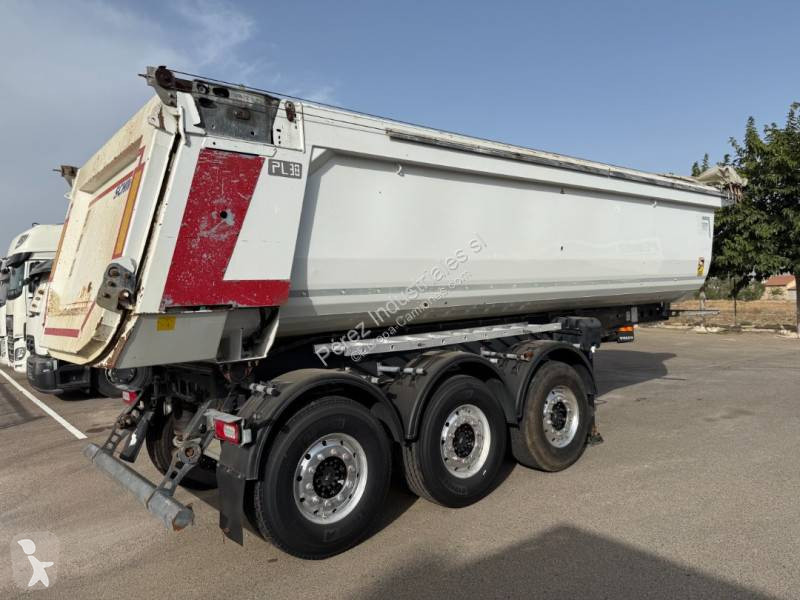 نصف مقطورة Schmitz Cargobull 3 ejes